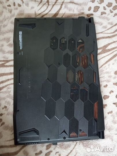 Ноутбук MSI GF76 Katana 17 (B12VFK-271XRU), чёрный