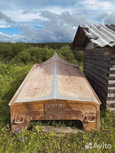 Лодка вёсельная