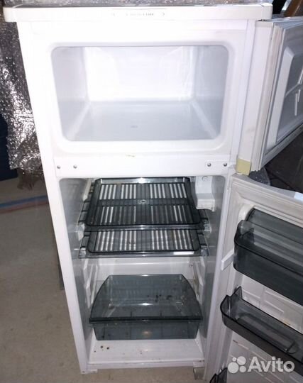 Холодильник 