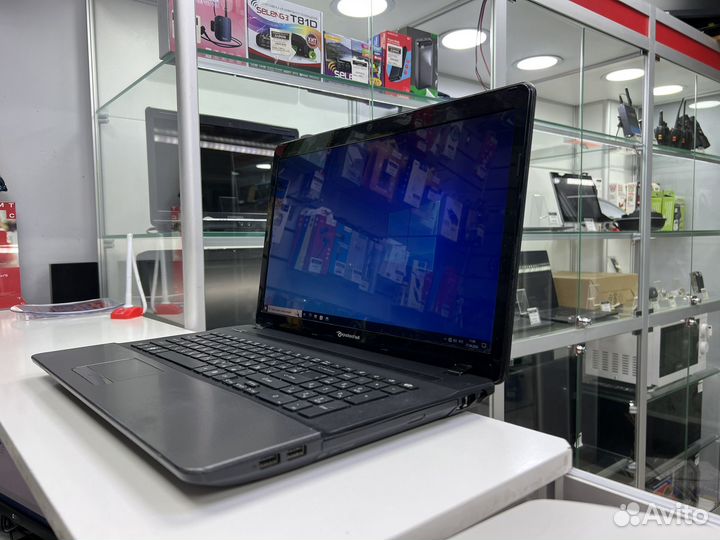 Ноутбук Packard Bell P7YS0