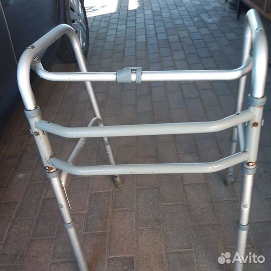 Ходунки для взрослых