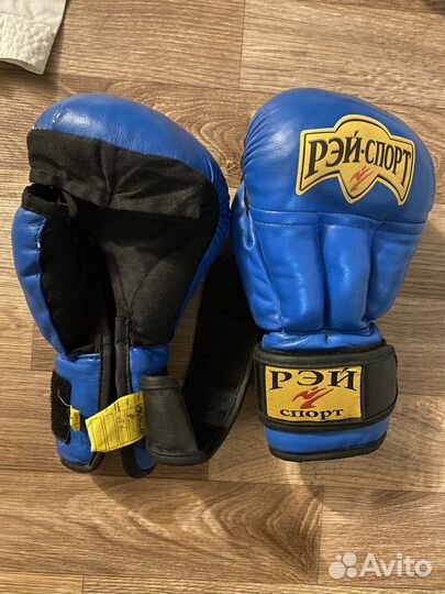 Боксерские перчатки для рукопашного боя