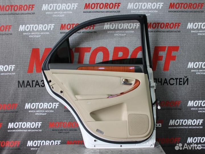 Дверь задняя левая Краун Мажеста UZS186 свет А763