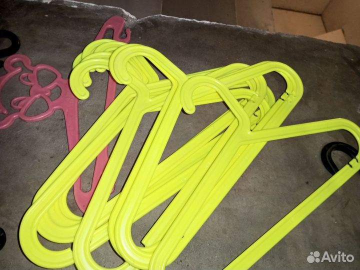 Вешалки плечики бу