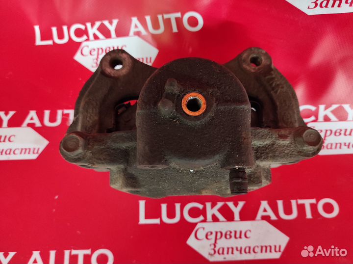 Суппорт передний левый Киа Оптима 4 2015-2020