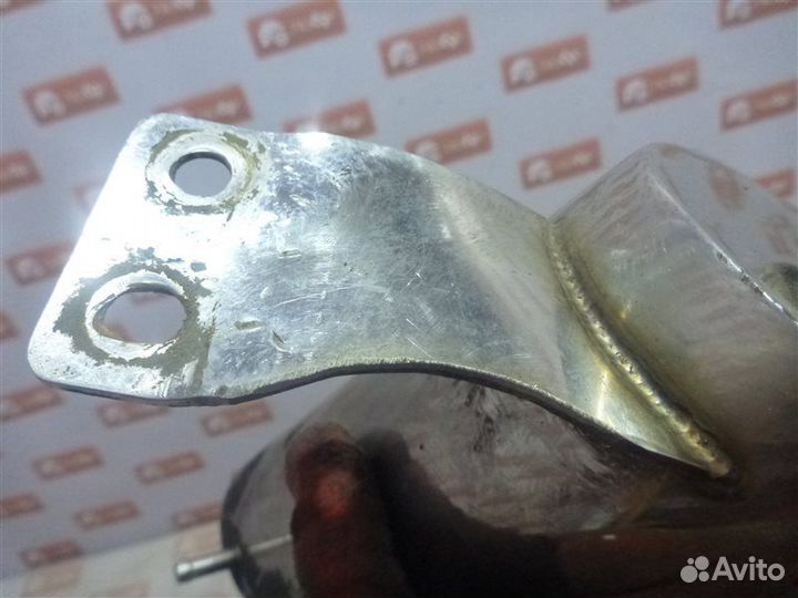 Бачок Mitsubishi L200 KB4T 4D56 2008