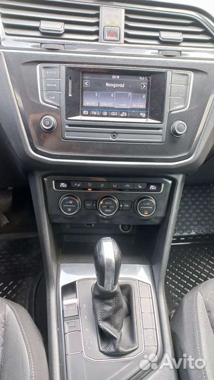 Volkswagen Tiguan 1.4 AMT, 2017, 195 000 км