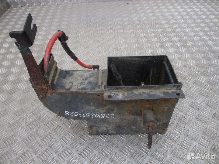 Выключатель массы (в сборе ) Scania 2000391