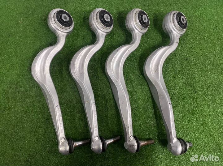 Продольный рычаг передний правый Mercedes-Benz