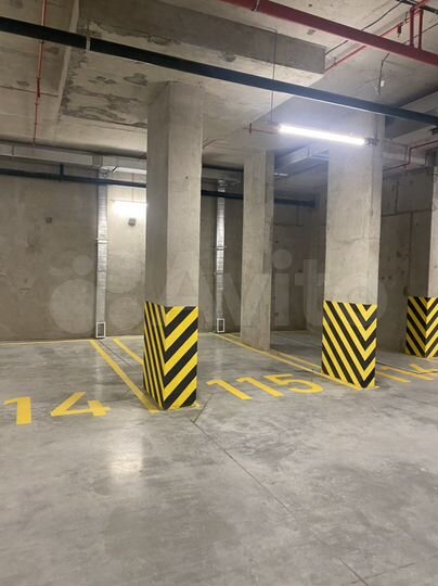 Машиноместо, 13 м²