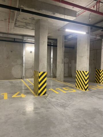 Машиноместо, 13 м²