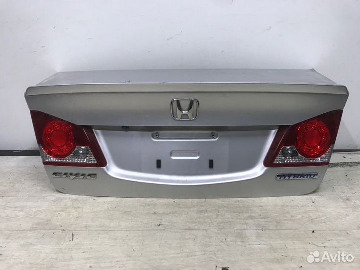 Крышка багажника Honda Civic 4D 2007