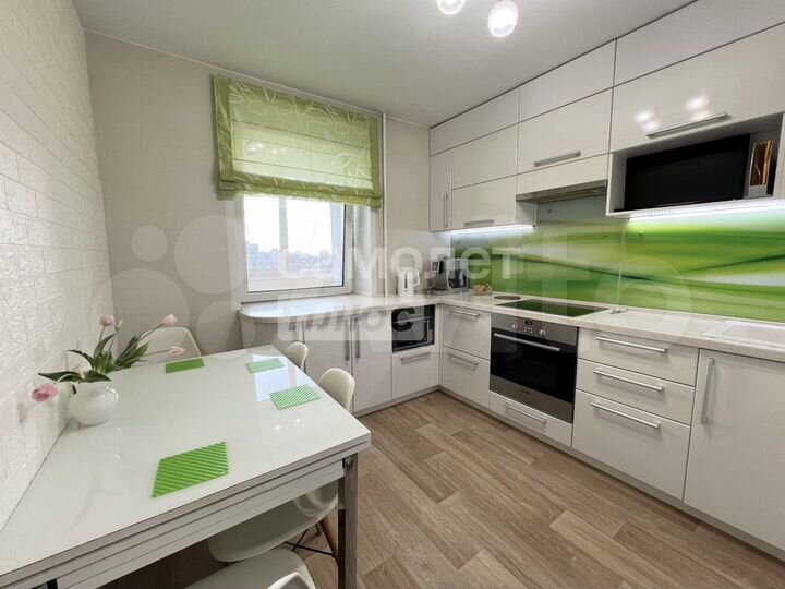 3-к. квартира, 70,8 м², 10/10 эт.