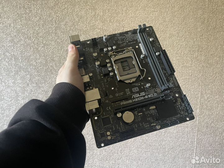 Материнская плата 1151 v2 Asus prime