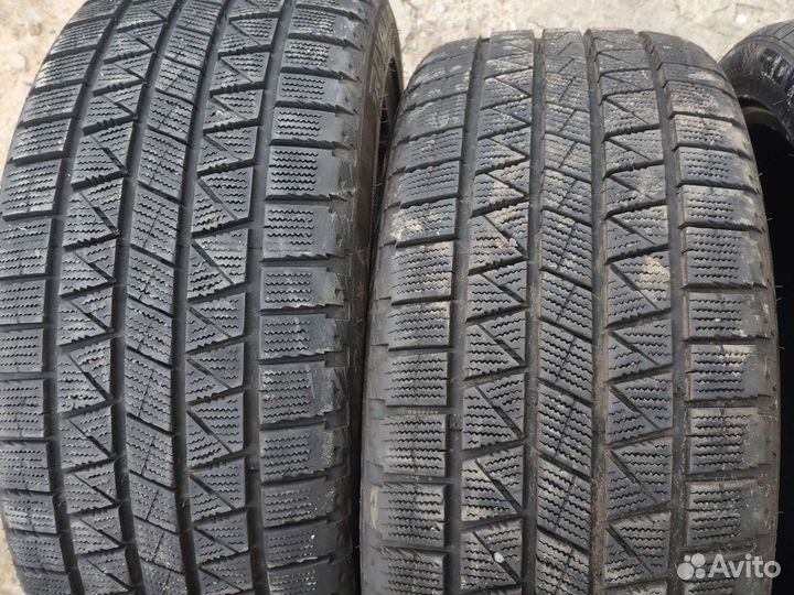 Royal Black Royal Winter UHP 225/45 R17 и 245/40 R17