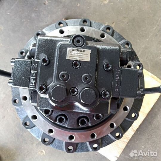 Редуктор хода с гидромотором Caterpillar 336D2