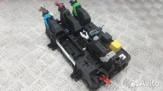 Блок предохранителей opel astra H (MML09M101)