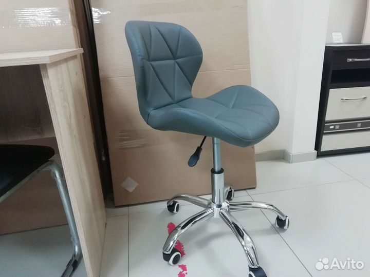 Стул мастера новый в наличии