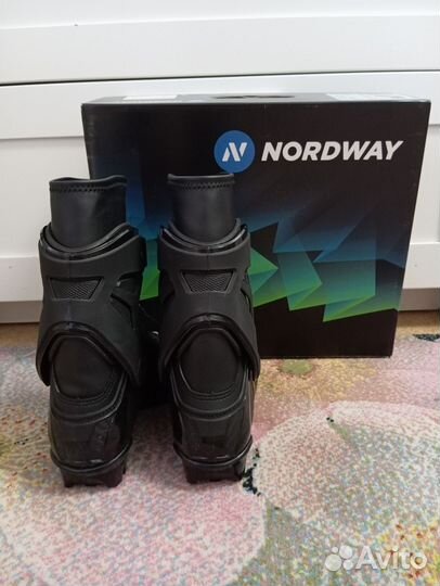 Лыжные ботинки nordway конёк новые 35 NNN