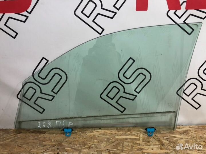 Стекло двери переднее правое Mitsubishi Outlander