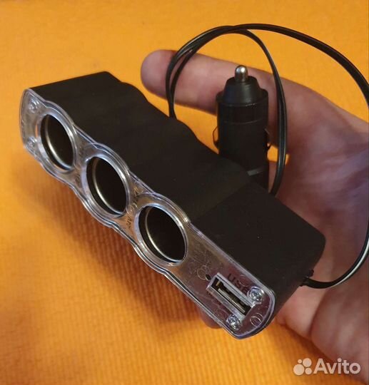 Тройник с USB портом авто