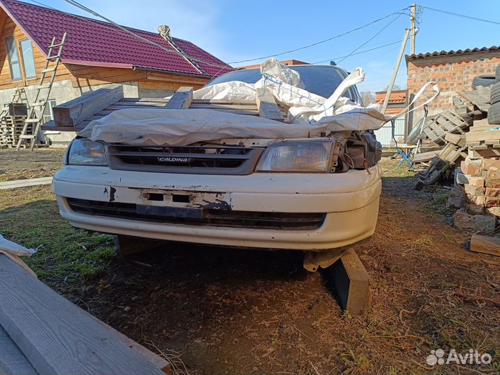 Тойота калдина на запчасти