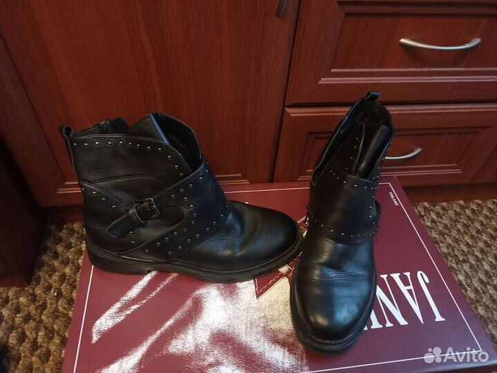 Ботинки женские демисезонные 40 размер