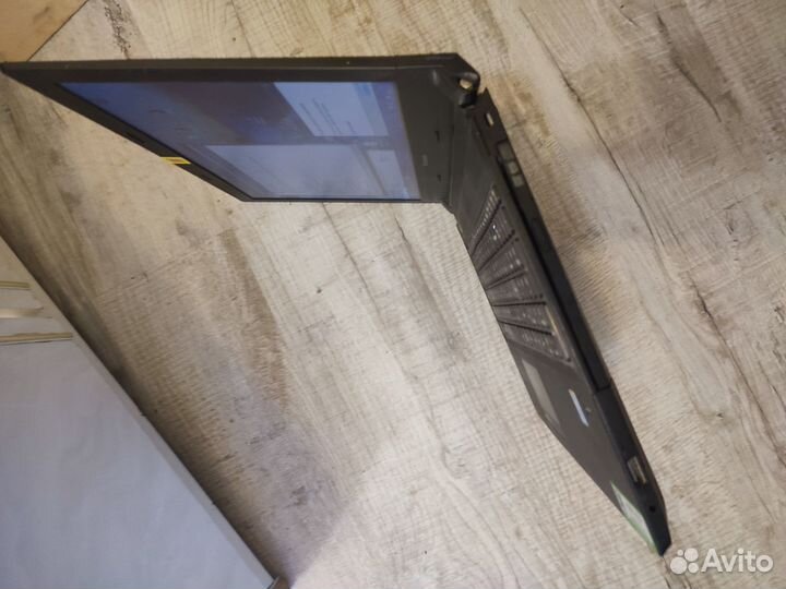 Ноутбук lenovo