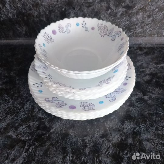Набор тарелок новый