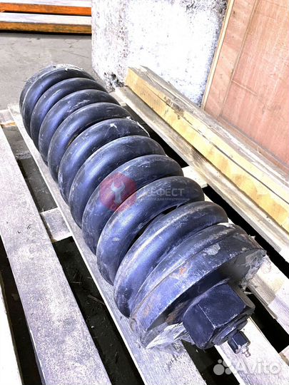 Натяжитель гусеницы Komatsu PC240LC-3 20Y-30-12112