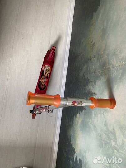 Самокат детский со светящимися колесами