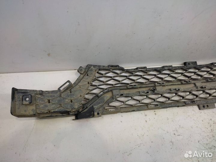 Решетка бампера передняя Лада Веста Кросс 2015