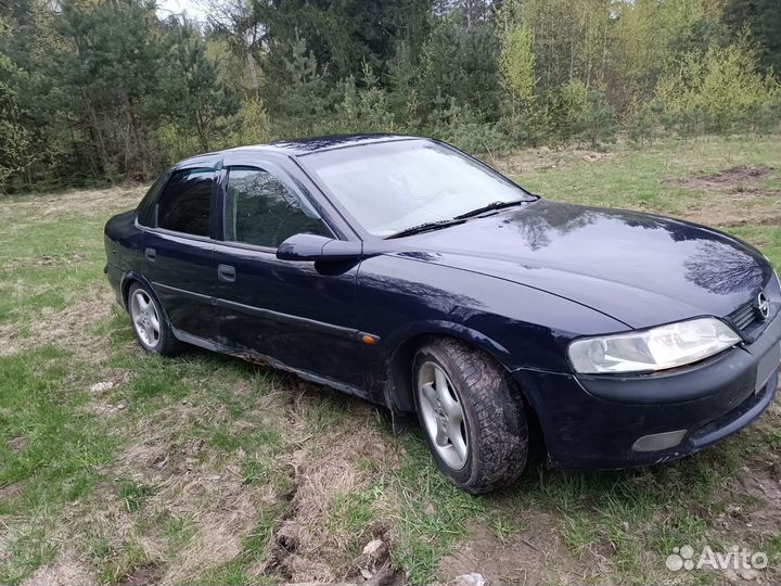 Opel Vectra 1.8 МТ, 1996, 200 000 км