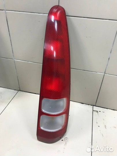 Фонарь задний правый Honda HR-V