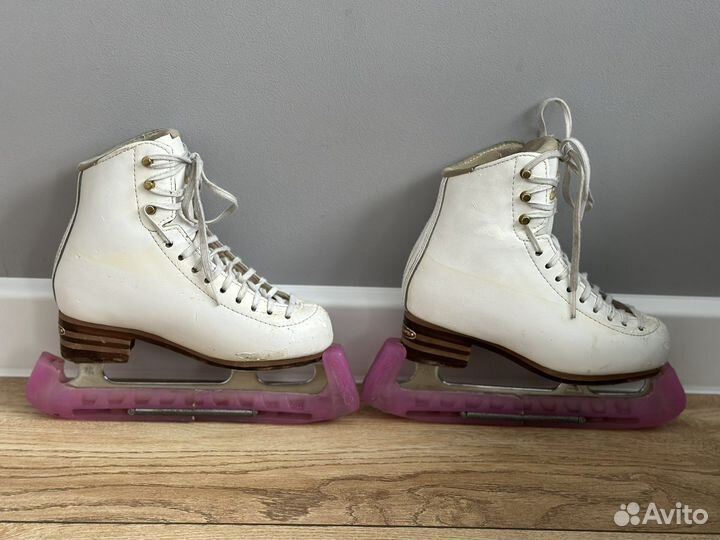 Профессиональные фигурные коньки jackson freestyle