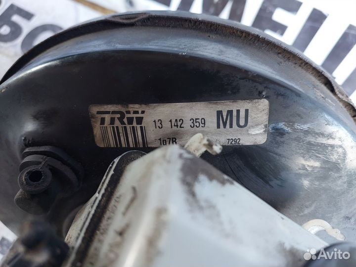 Вакуумный усилитель тормозов Opel Astra H