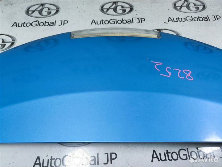 Спойлер Nissan Leaf