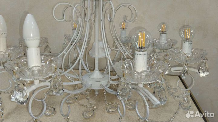 Люстра металическая