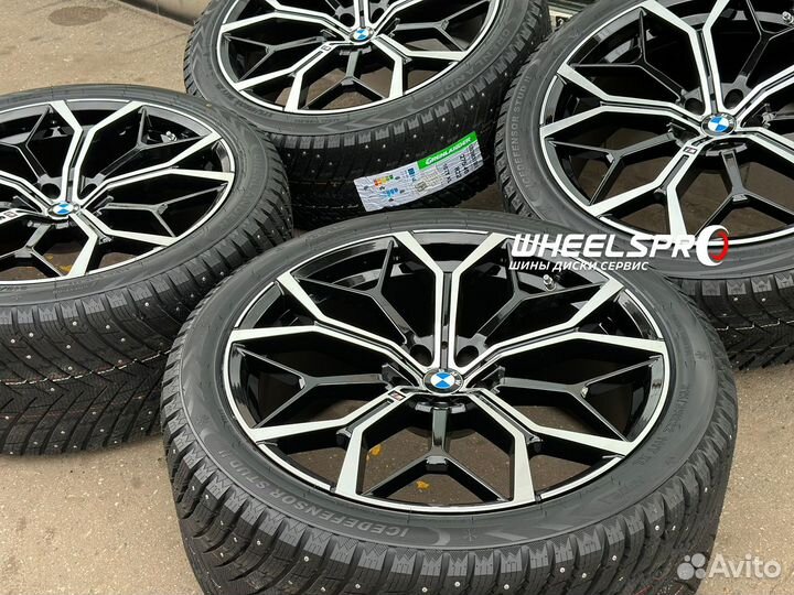 R22 Grenlander Icedefensor Stud II 275/40, PCD 5x112 DIA 66.6