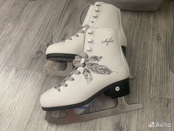 Коньки новые