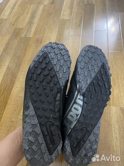 Футбольные шиповки