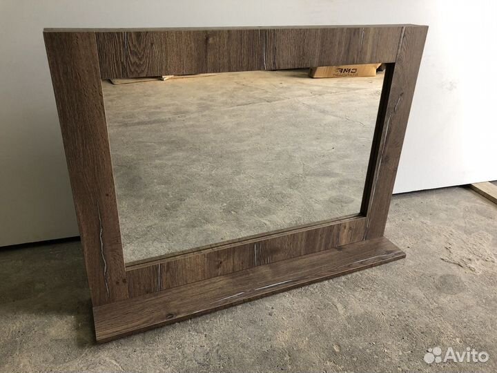 Зеркало навесное с полкой