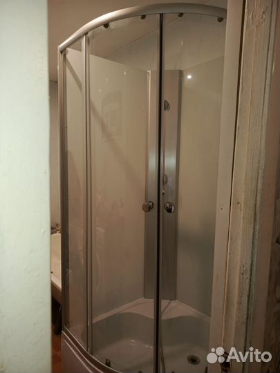 Душевая кабина 90х90