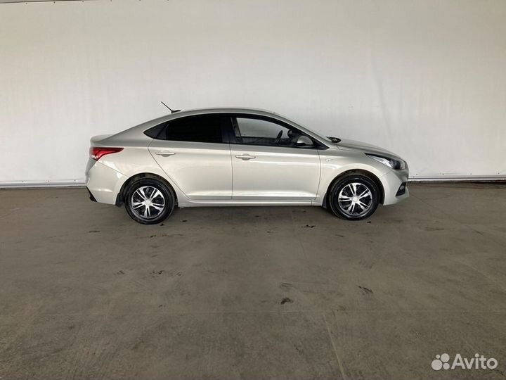 Hyundai Solaris 1.6 МТ, 2018, 80 215 км