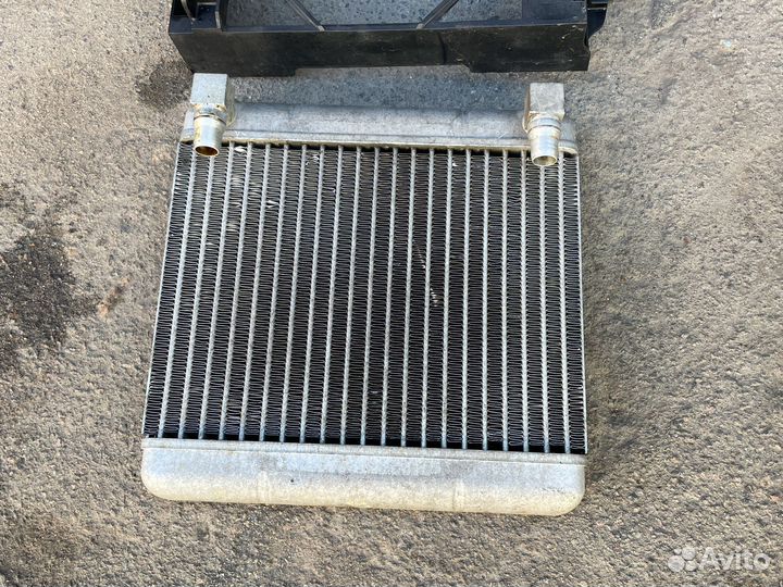 Масленный радиатор BMW F01 F07 F10