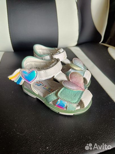Сандали для девочки