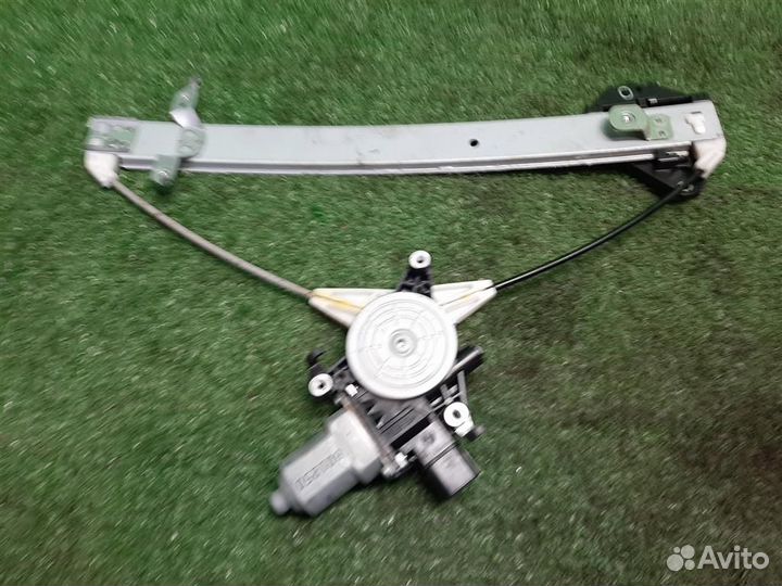 Стеклоподъемник задний правый Subaru Forester SH