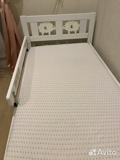 Детская кровать IKEA с матрасом