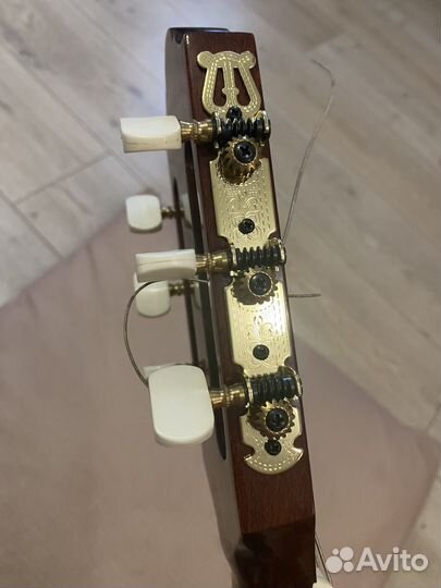 Гитара (Cremona)