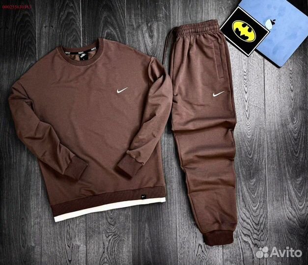 Спортивный костюм